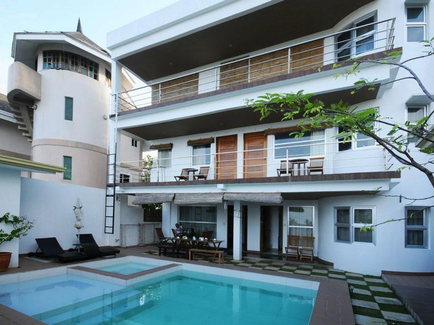Bluewaves Westcliff Villa Balabag  Экстерьер фото